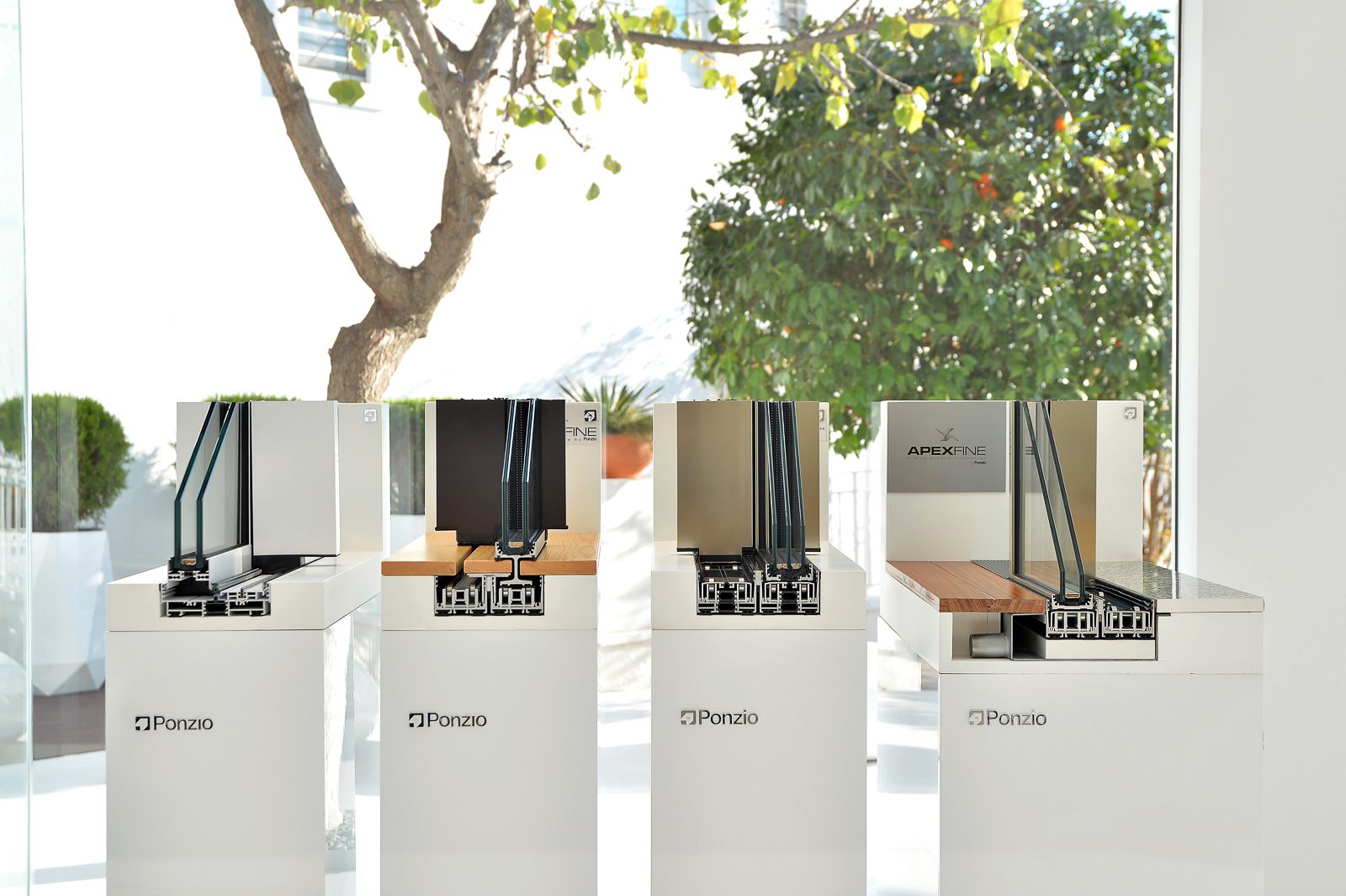 Showroom Αθηνών 19